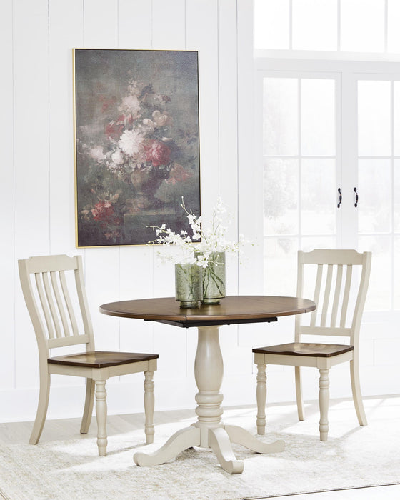 Wirloni - Dining Room Side Chair (Set of 2) - Antique White / Brown Signature Design by Ashley®