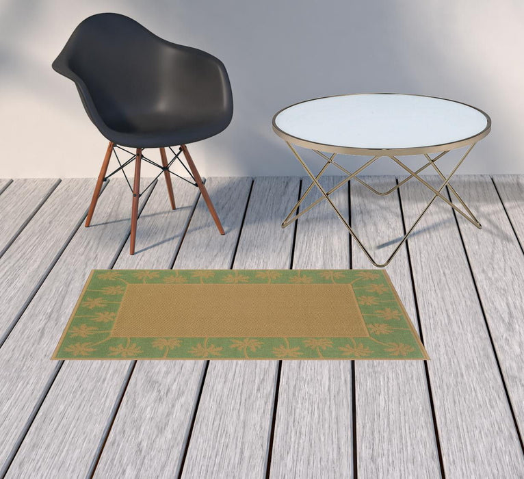 2' X 4' Stain Resistant Outdoor & Indoor Rug - Beige