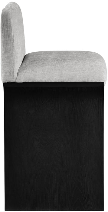 Shaw - Counter Stool - Black Base Meridian Furniture