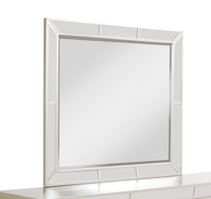 Elegant Contemporary Mirror Glory Furniture