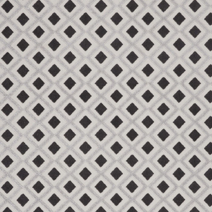 9' X 12' Gingham Non Skid Indoor / Outdoor Area Rug - Black / White