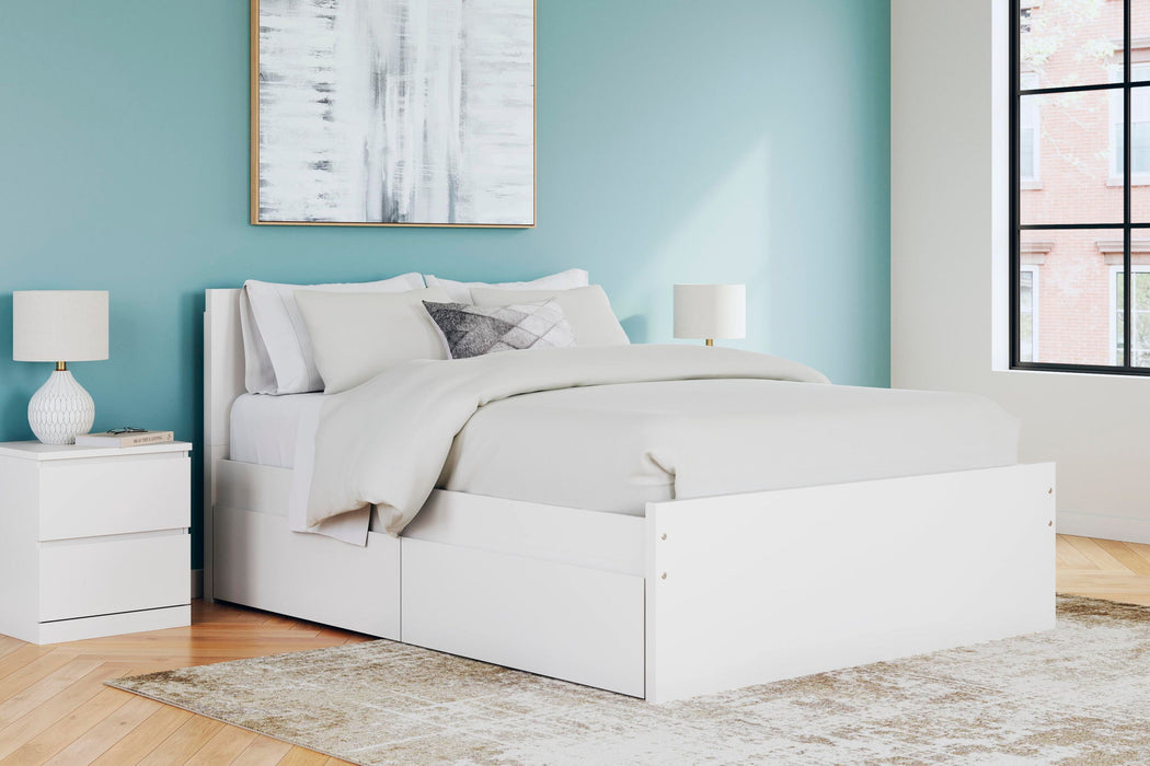 Onita - Panel Platform Bed Signature Design by Ashley®