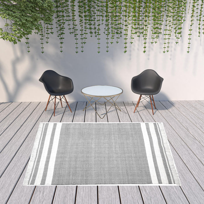 8' X 10' Striped Handmade Stain Resistant Non Skid Indoor Outdoor Area Rug - Gray