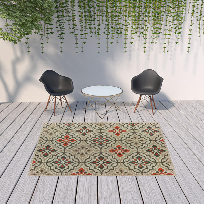 7' X 9' Geometric Stain Resistant Outdoor / Indoor Area Rug - Gray