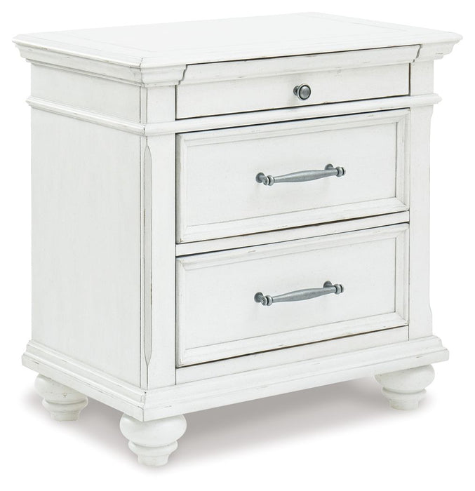 Kanwyn - Three Drawer Night Stand - Whitewash Benchcraft®