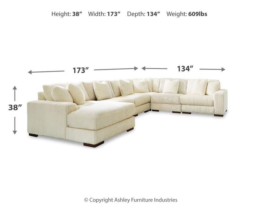Lindyn - Sectional Signature Design by Ashley®