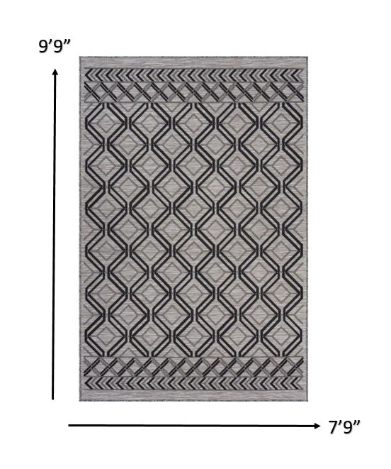 8' X 10' Indoor / Outdoor Area Rug - Black / Tan