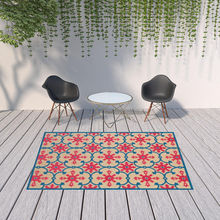 7' X 10' Oriental Stain Resistant Indoor / Outdoor Area Rug - Blue / Beige