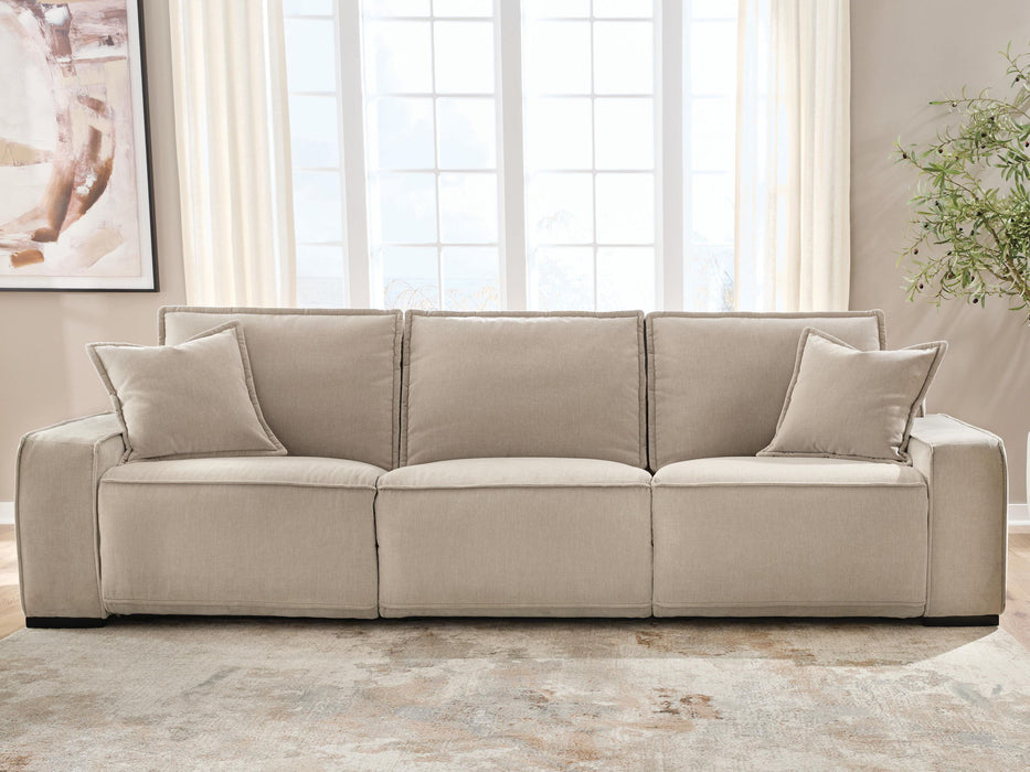 Carceri - Reclining Sectional Benchcraft®
