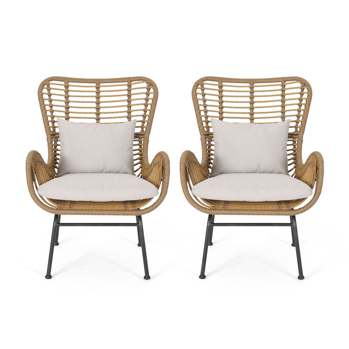 Modern Aesthetic Outdoor Rattan Accent Chair With Metal Legs