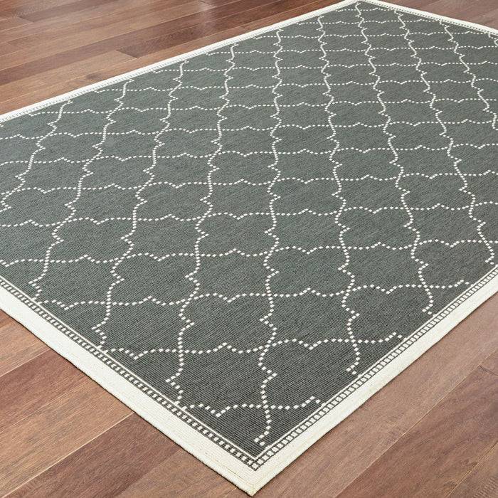 9' X 13' Geometric Stain Resistant Indoor & Outdoor Area Rug - Gray / Ivory