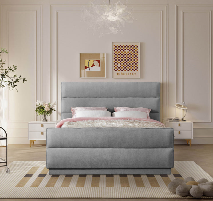 Paxton - Bed Meridian Furniture