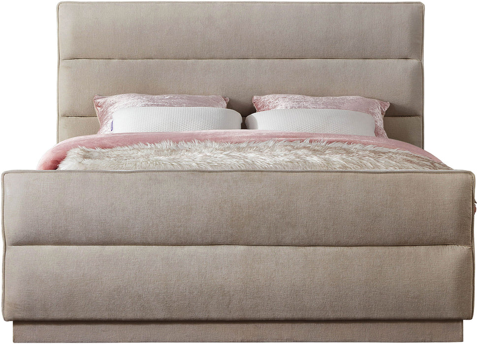 Paxton - Bed Meridian Furniture