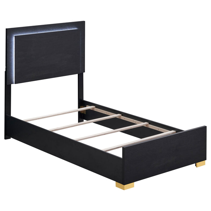 Bedroom Set With Accents Furniture Max