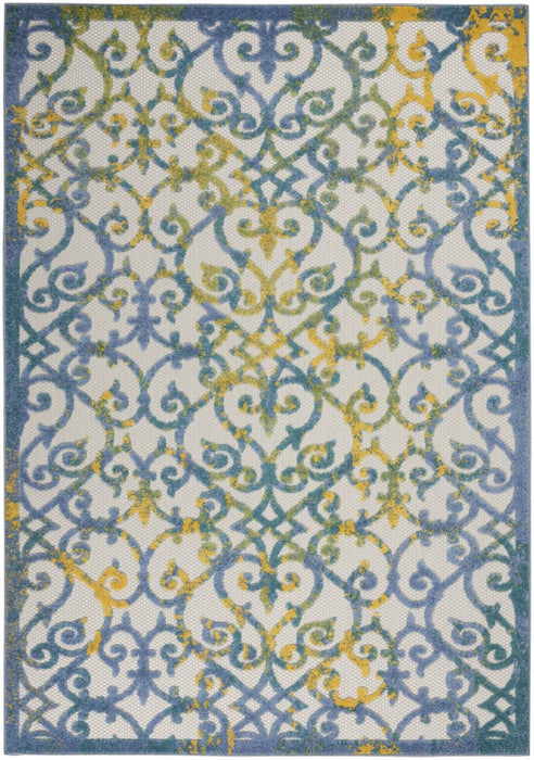 6' X 9' Floral Outdoor / Indoor Area Rug - Ivory / Blue