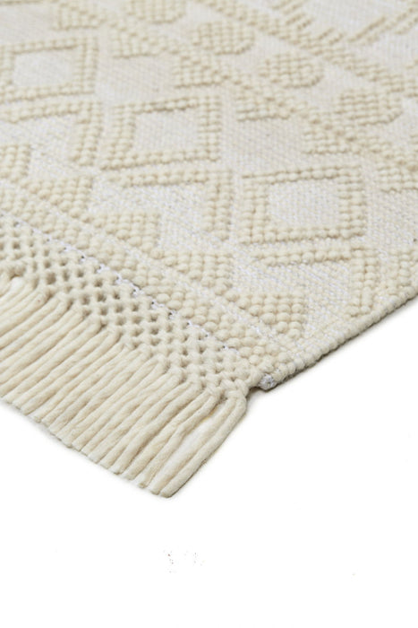 Geometric Hand Woven Area Rug With Fringe - Ivory And Tan Wool - 5' X 8'