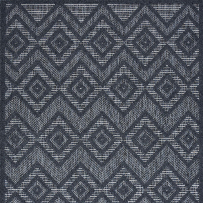 6' X 9' Argyle Indoor / Outdoor Area Rug - Navy Blue