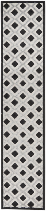 2' X 12' Gingham Non Skid Indoor / Outdoor Runner Rug - Black / White