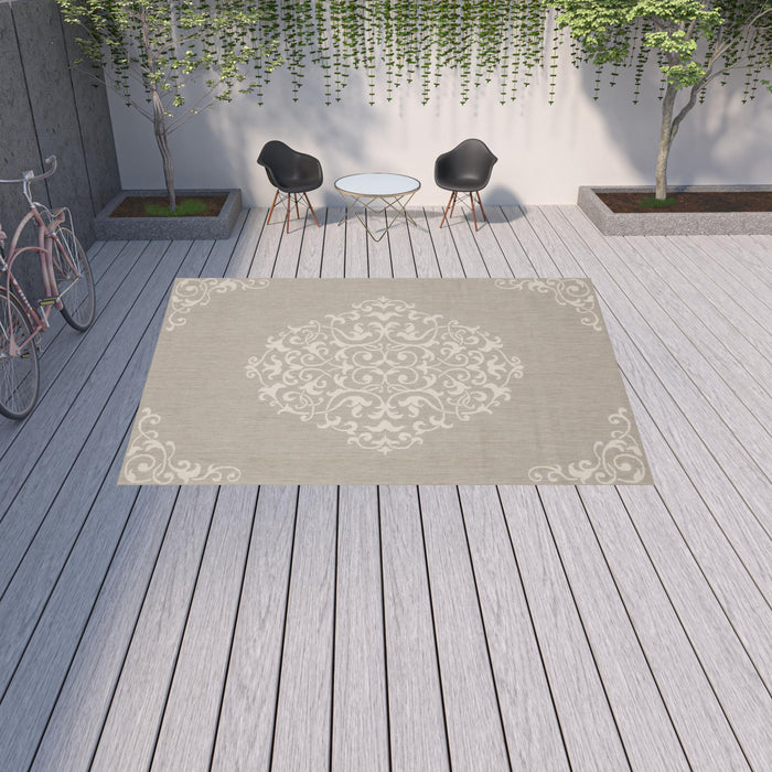 10' X 13' Oriental Stain Resistant Indoor / Outdoor Area Rug - Gray / Ivory