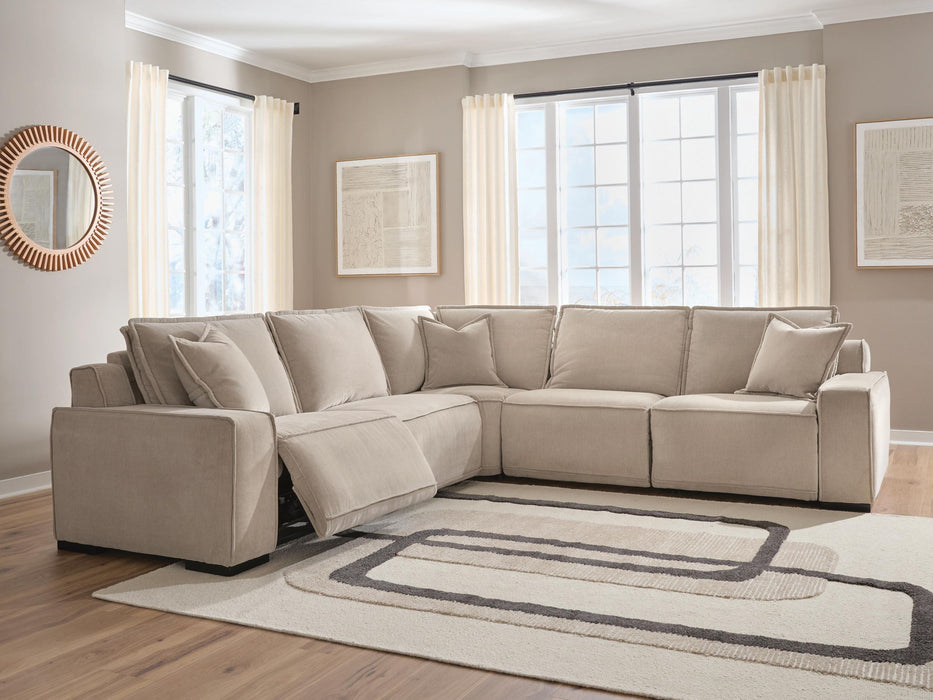 Carceri - Reclining Sectional Benchcraft®