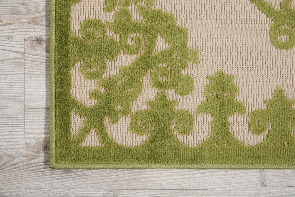 3' X 4' Indoor / Outdoor Area Rug - Green Damask