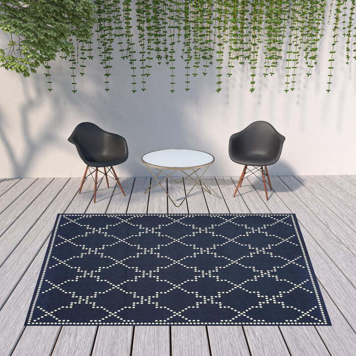 8' X 11' Geometric Stain Resistant Area Rug Outdoor / Indoor - Ivory / Blue