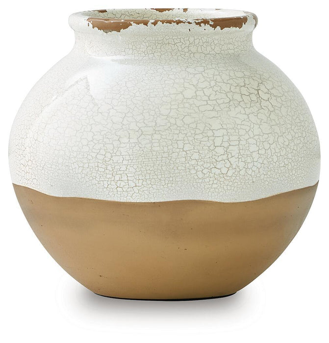 Vercott - Vase Signature Design by Ashley®