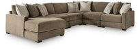 Camellia-Court - Sectional Benchcraft®