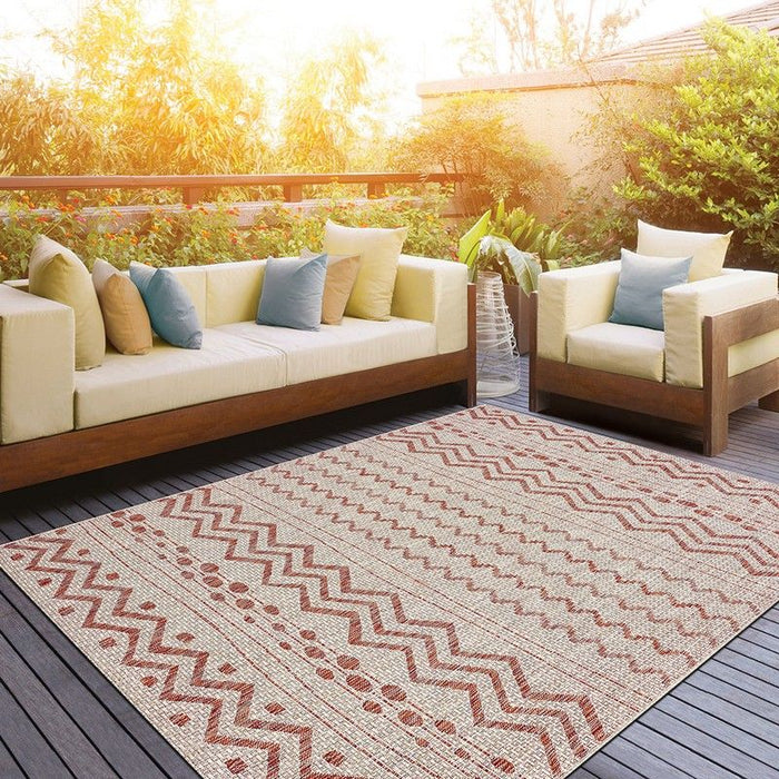 8' X 10' Indoor / Outdoor Area Rug - Beige