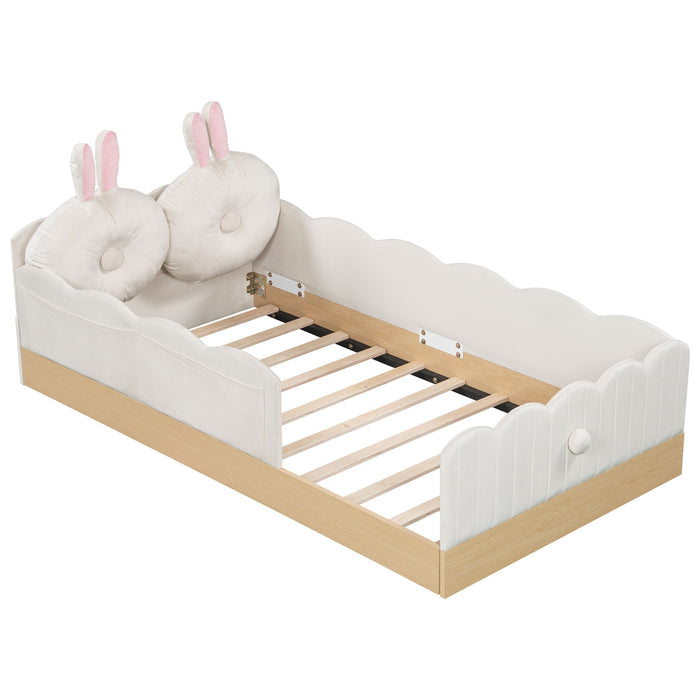 Platform Bed With Animal Pillows And Storage Bags Dreamland