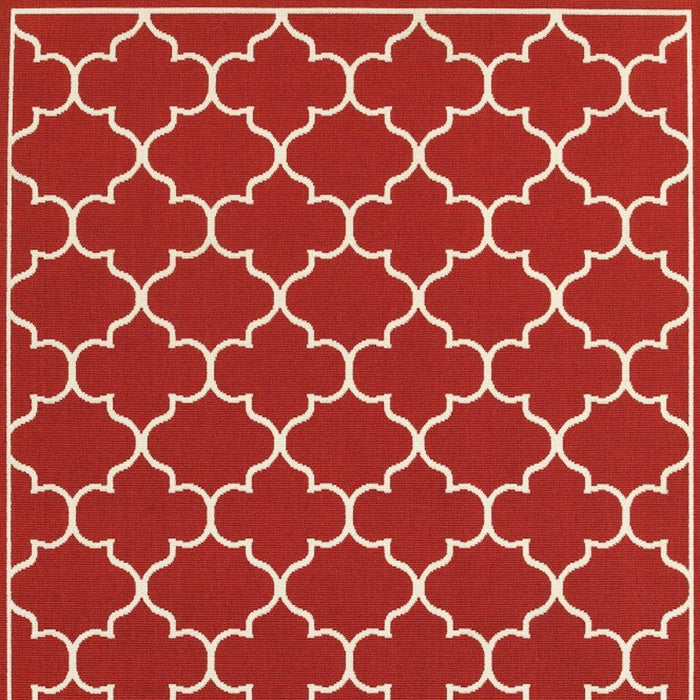 7' X 10' Indoor / Outdoor Area Rug - Red / Ivory