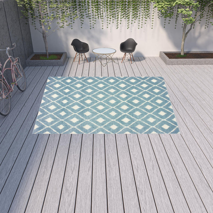 10' X 13' Geometric Stain Resistant Outdoor / Indoor Area Rug - Blue / Ivory