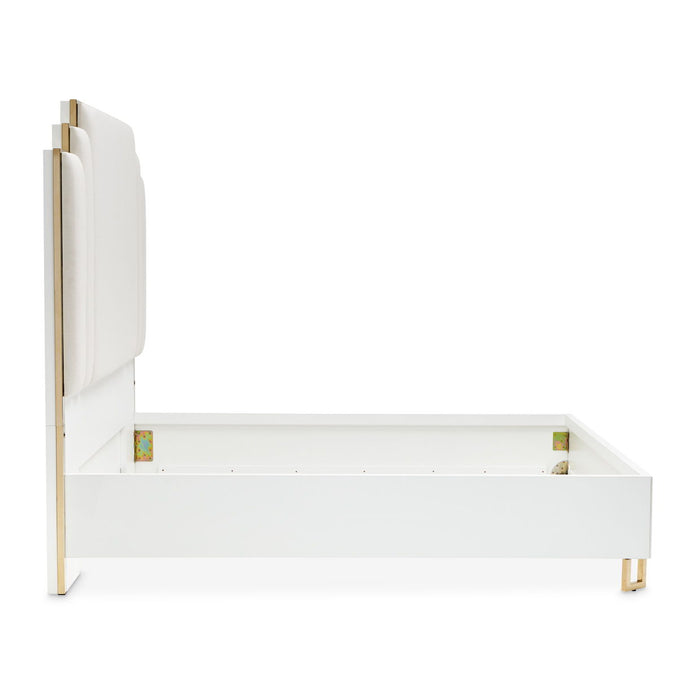 Palm Gate - Upholstered Bed