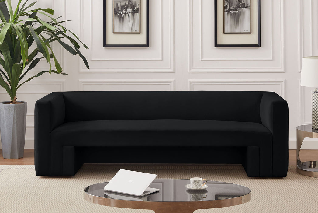 Henson - Sofa Meridian Furniture