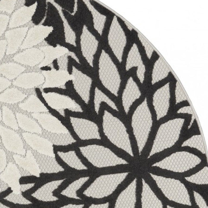 4' Round Round Floral Indoor / Outdoor Area Rug - Black / White