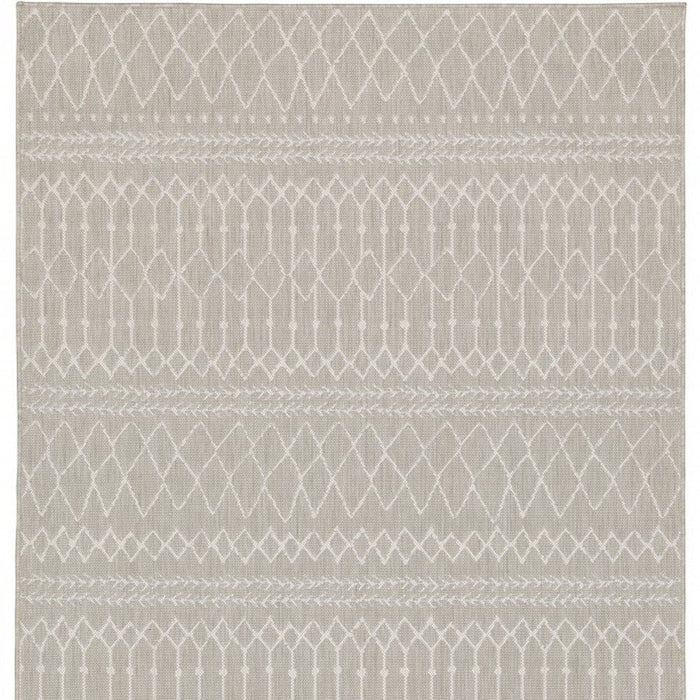 3' X 5' Indoor / Outdoor Area Rug - Gray / Ivory