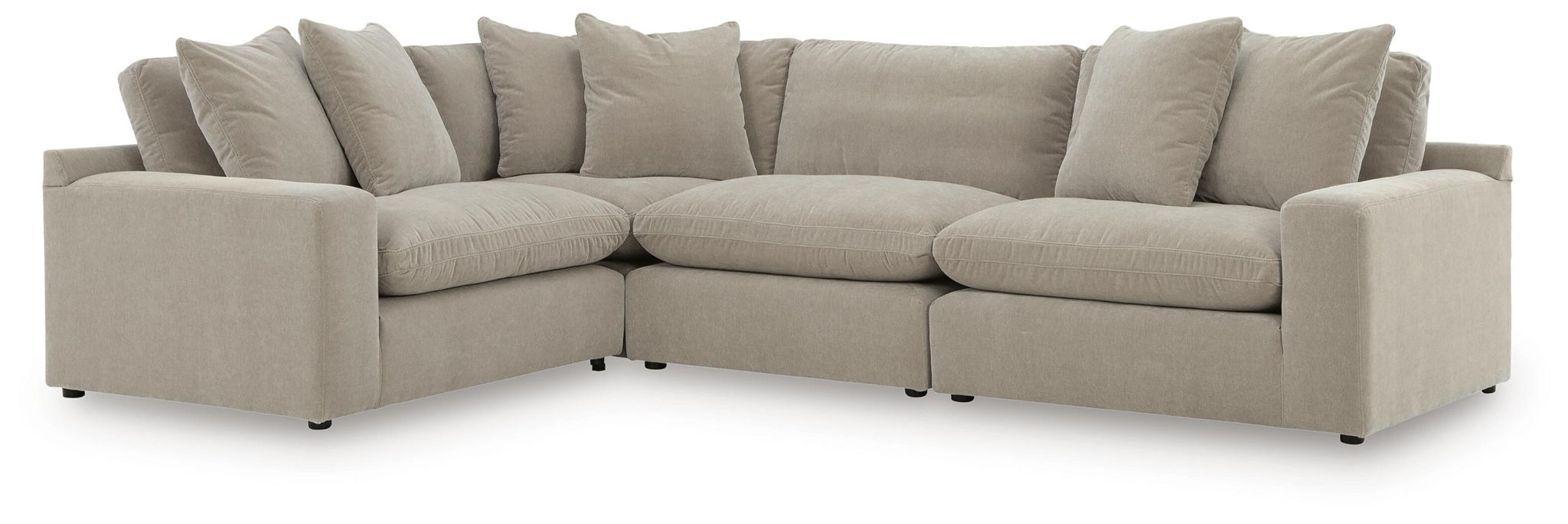 Maxton Heights - Sectional Benchcraft®