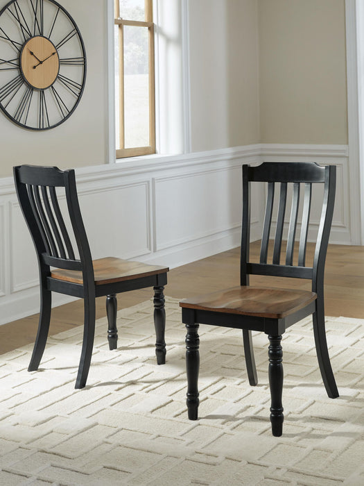 Clorazi - Dining Room Side Chair (Set of 2) - Black / Brown Signature Design by Ashley®