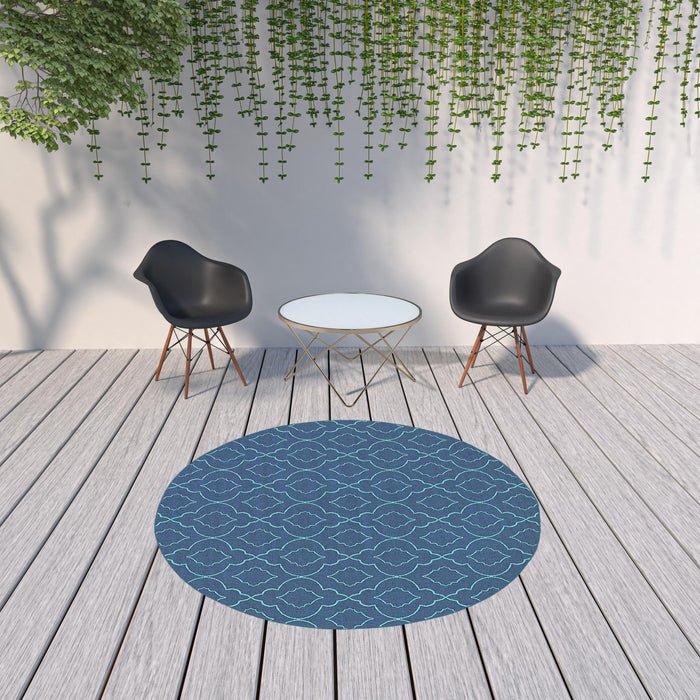 8' X 8' Round Geometric Stain Resistant Outdoor / Indoor Area Rug - Blue