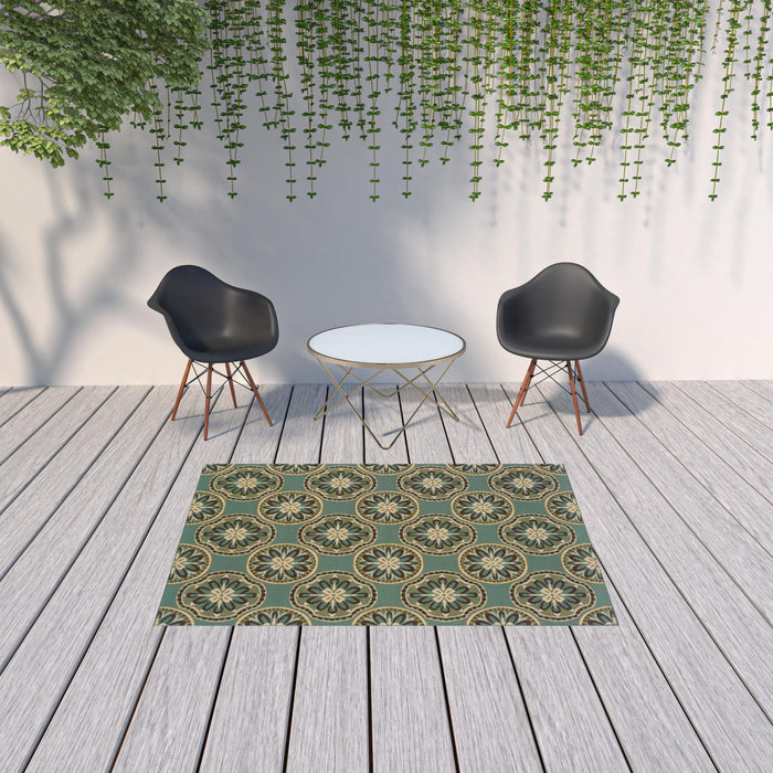 5' X 8' Floral Stain Resistant Indoor & Outdoor Area Rug - Blue / Ivory