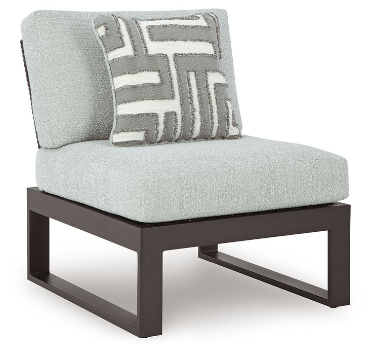 Beachloft - 5-Piece Outdoor Sectional - Black / Gray Signature Design by Ashley®