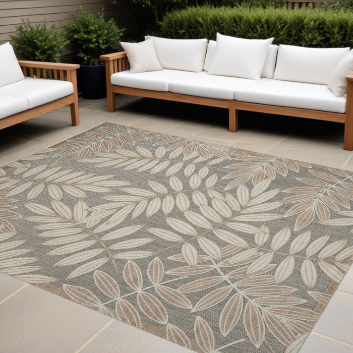 10' X 13' Floral Non Skid Indoor / Outdoor Area Rug - Natural