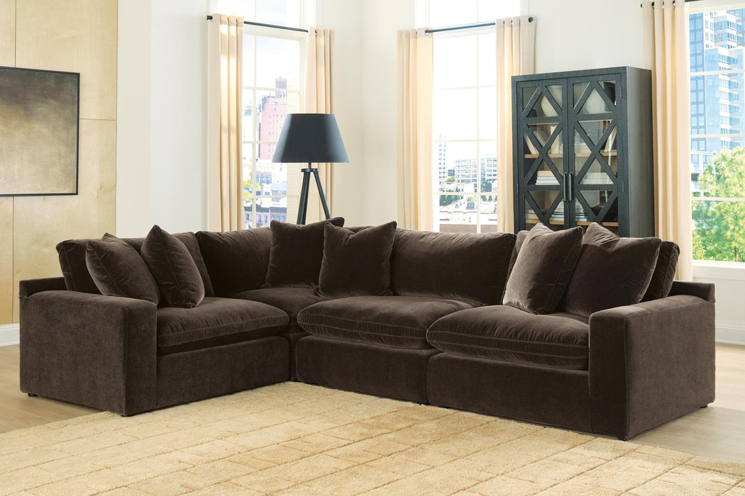 Maxton Heights - Sectional Benchcraft®
