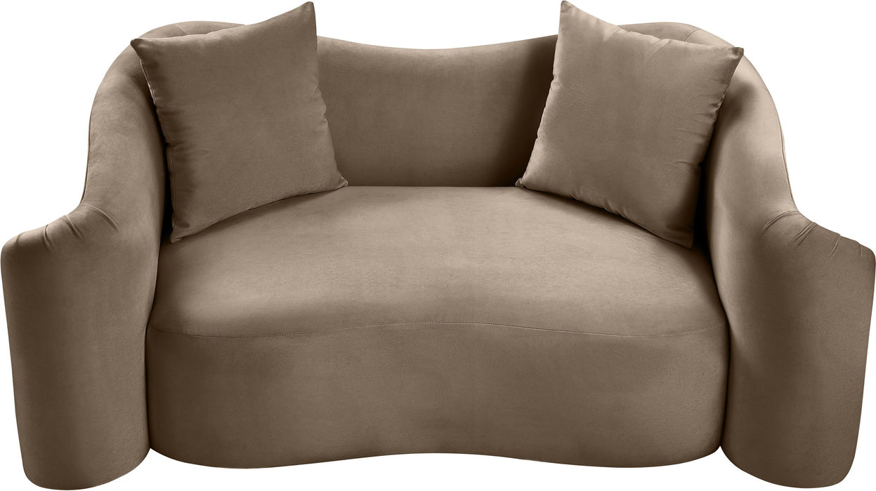 Destin - Loveseat Meridian Furniture