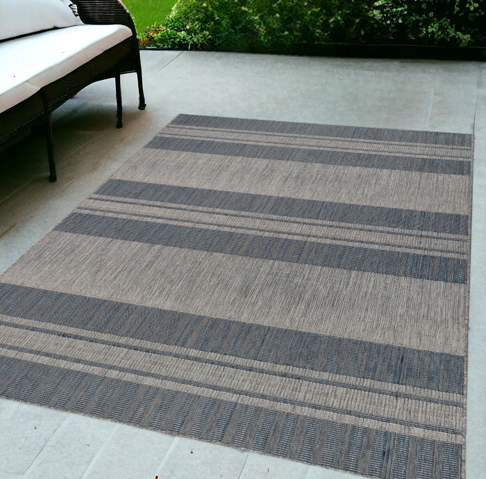 5' X 8' Striped Stain Resistant Indoor / Outdoor Area Rug - Blue / Gray