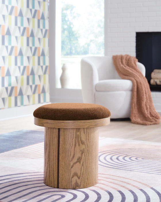 Lewisen - Accent Ottoman - Clay Signature Design by Ashley®