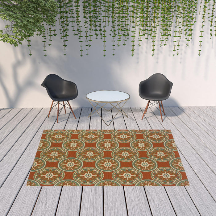 7' X 10' Floral Stain Resistant Indoor & Outdoor Area Rug - Brown / Ivory