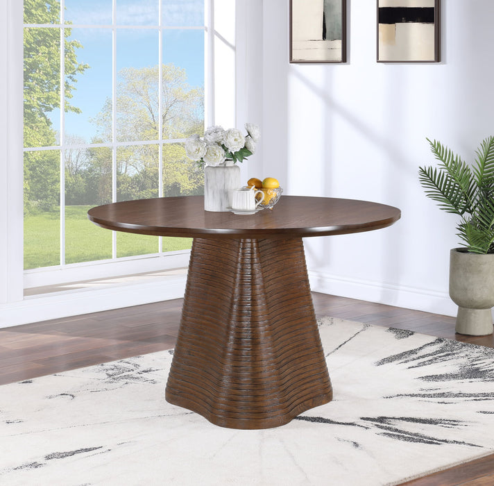 Bernada - Dining Table Meridian Furniture