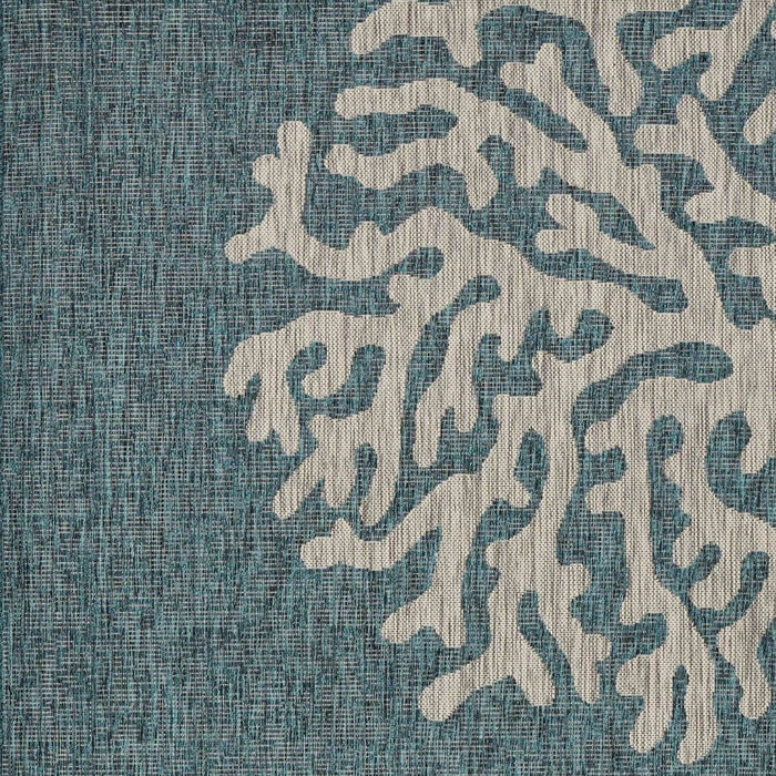 8' X 9' Indoor / Outdoor Area Rug - Blue