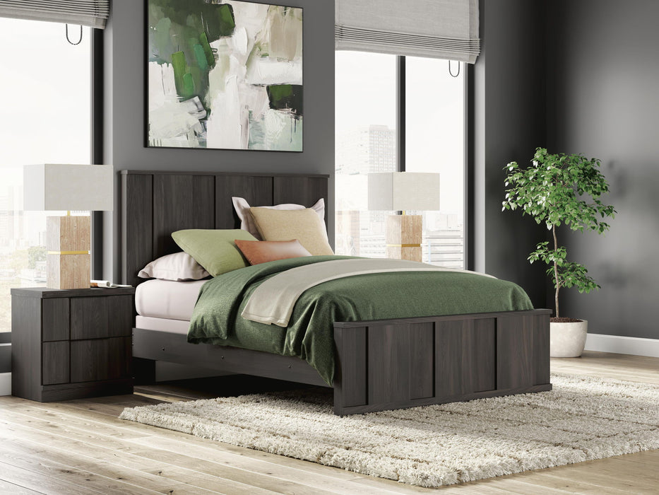 Shaehartin - Panel Bed Signature Design by Ashley®